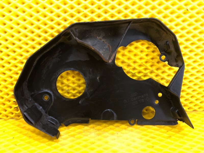 Кожух ремня ГРМ Volkswagen Touareg 2003 7L6