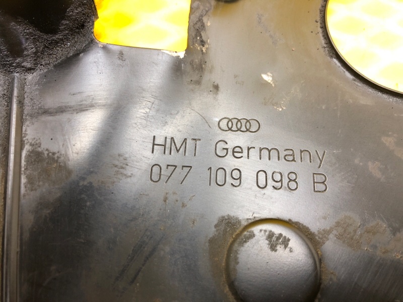 Кожух ремня ГРМ Volkswagen Touareg 2003 7L6