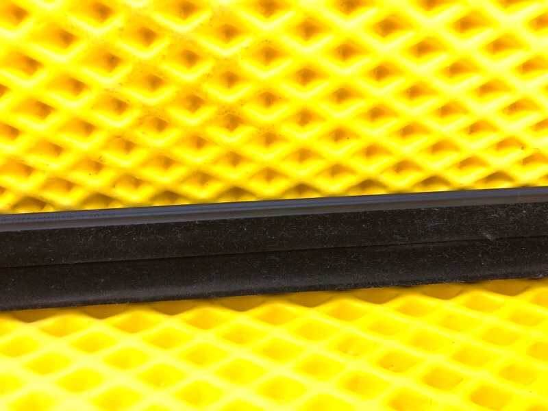 Уплотнитель стекла Omoda C5 2023