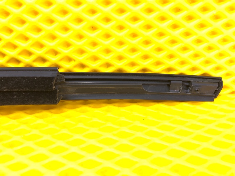 Уплотнитель стекла Omoda C5 2023