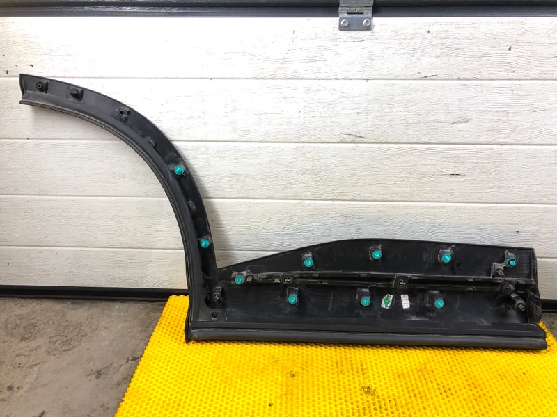 Накладка задней левой двери Omoda C5 2023