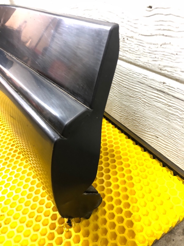 Накладка двери задней правой Omoda C5 2023