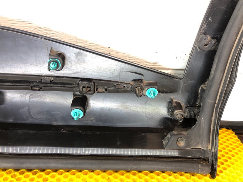 Накладка двери задней правой Omoda C5 2023