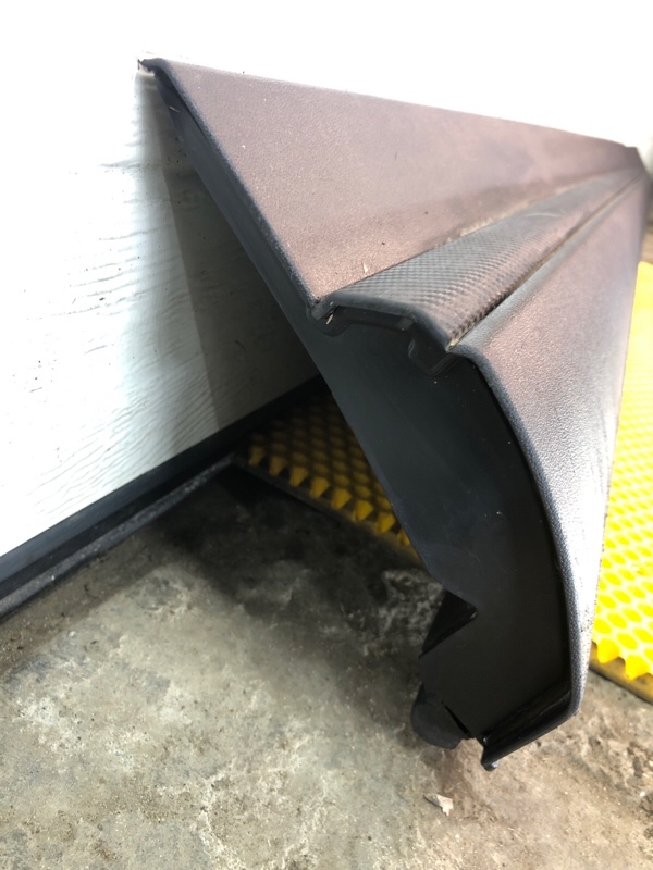 Накладка двери передней правой Omoda C5 2023