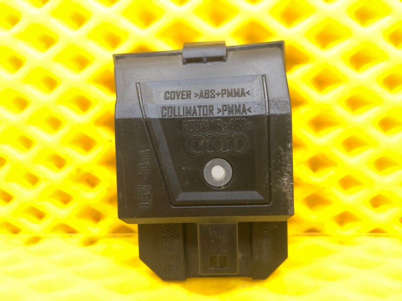 Подсветка Audi E-Tron