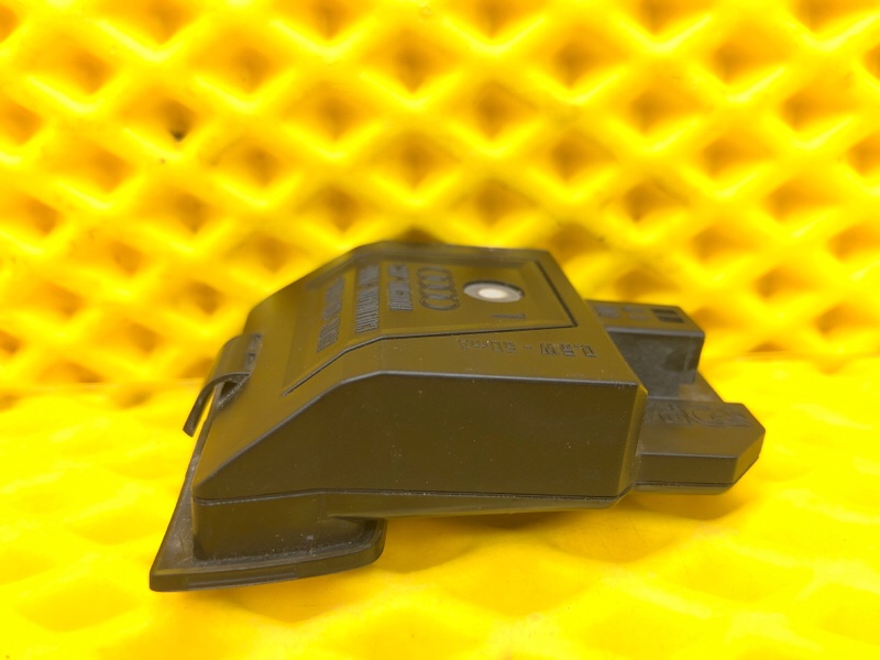 Подсветка Audi E-Tron