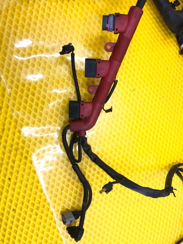 Проводка двигателя Audi Q7 2014 4LB