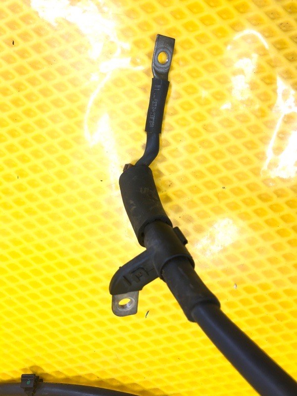 Провод стартера Audi Q7 2014 4LB