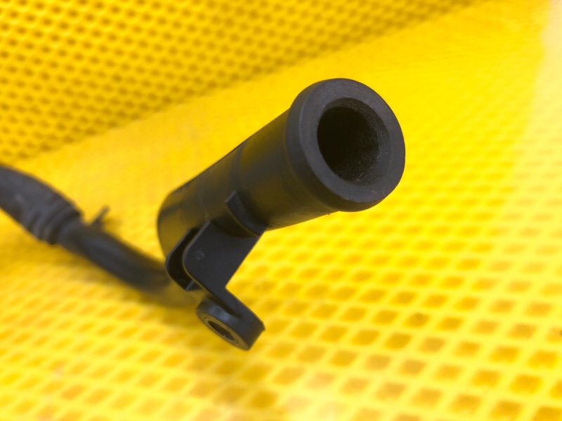 Шланг системы охлаждения (трубка) Audi Q7 2014 4LB