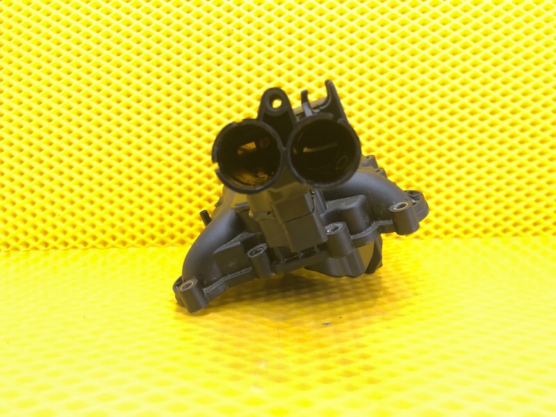 Маслоотделитель Audi Q7 2014 4LB