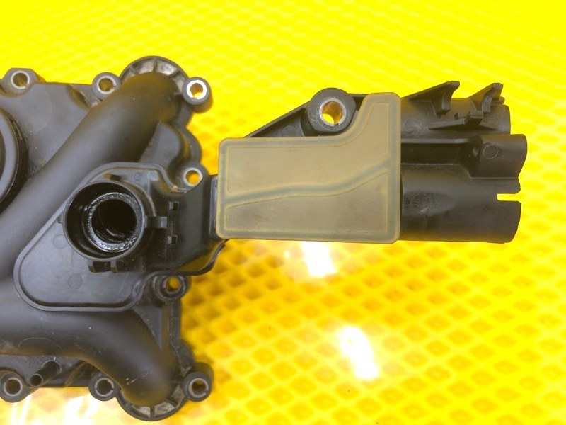 Маслоотделитель Audi Q7 2014 4LB