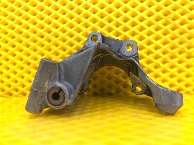 Кронштейн ГУР Audi Q7 2014 4LB