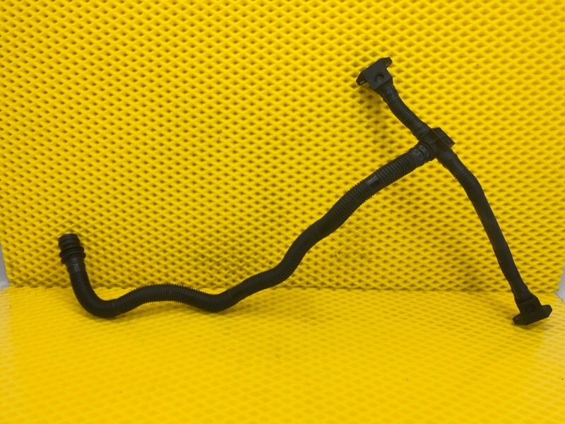 Трубка картерных газов Audi Q7 2014 4LB