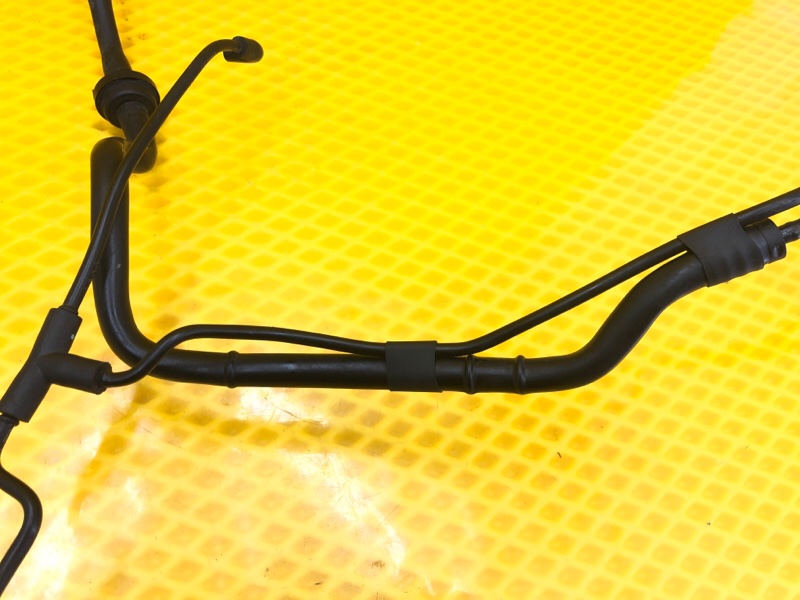 Трубка вакуумная Audi Q7 2014 4LB