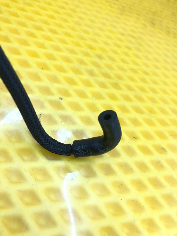 Трубка вакуумная Audi Q7 2014 4LB