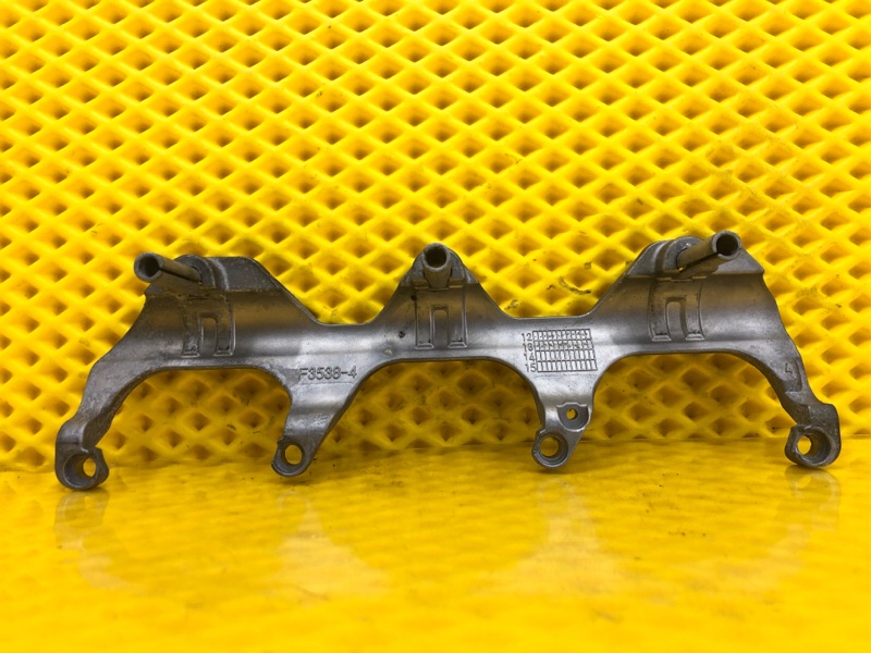 Кронштейн впускного коллектора Audi Q7 2014 4LB