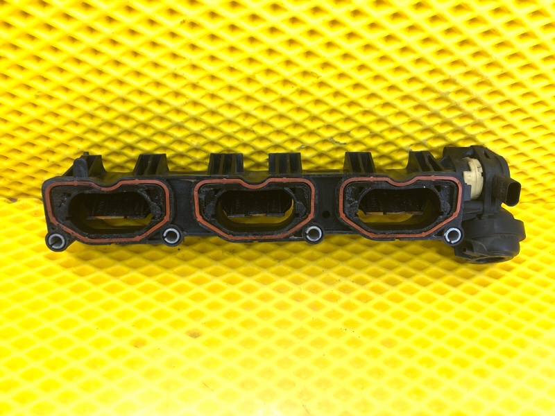 Коллектор впускной Audi Q7 2014 4LB