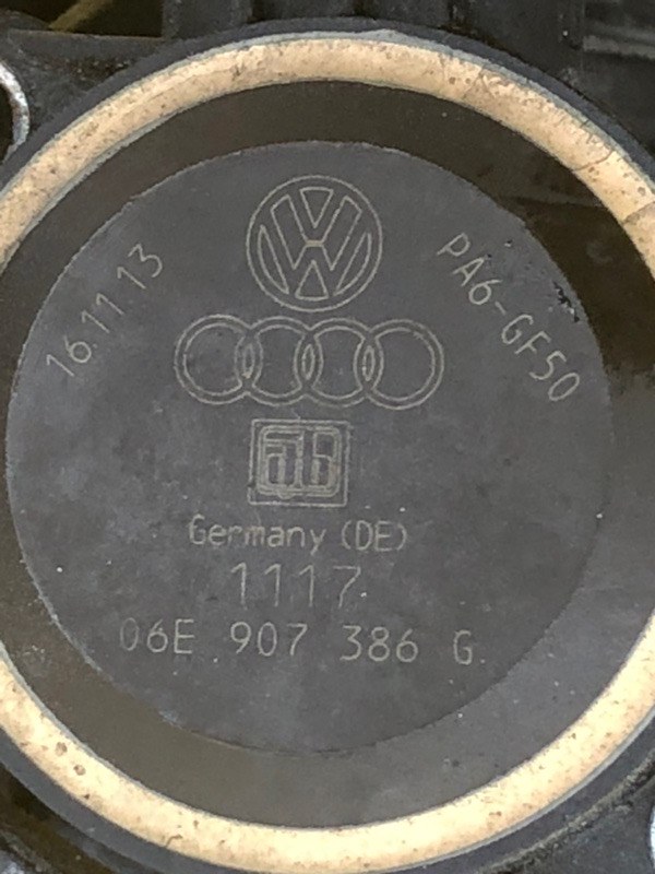 Коллектор впускной Audi Q7 2014 4LB