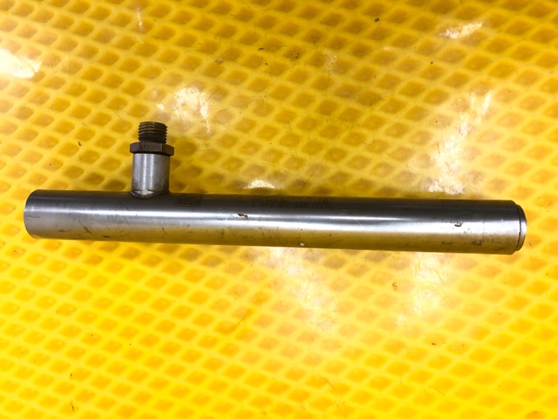 Рампа топливная Audi Q7 2014 4LB