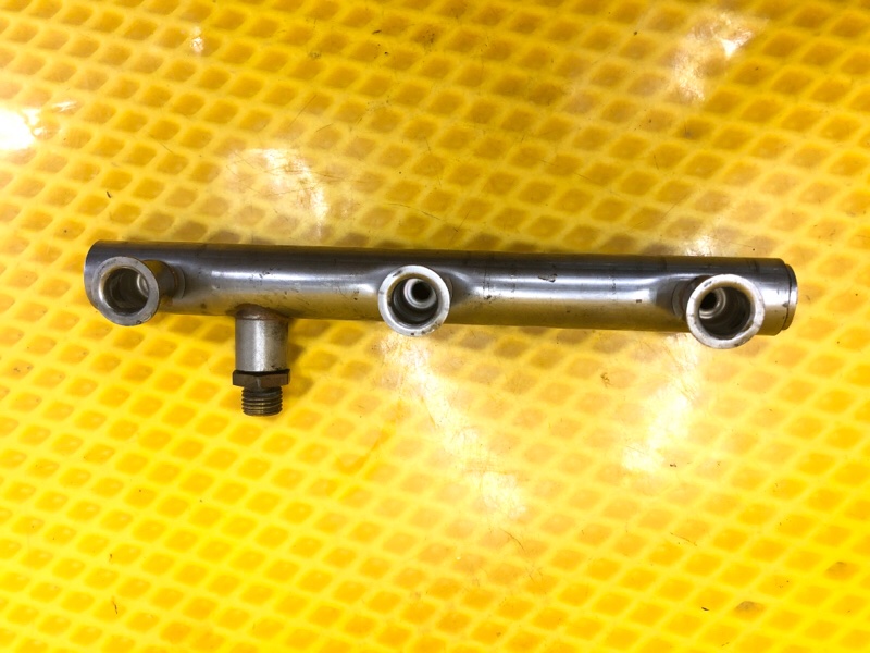 Рампа топливная Audi Q7 2014 4LB