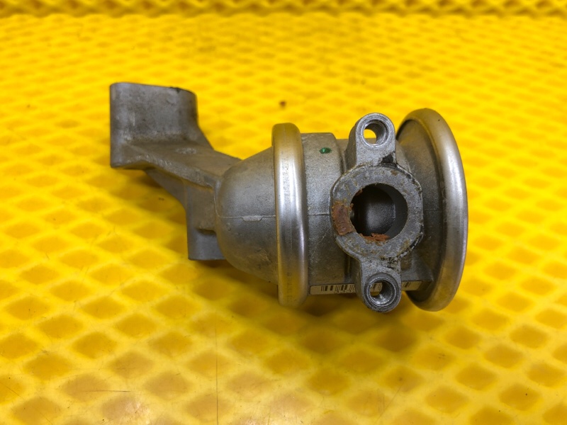 Клапан EGR ЕГР рециркуляции ОГ Audi Q7 2014 4LB