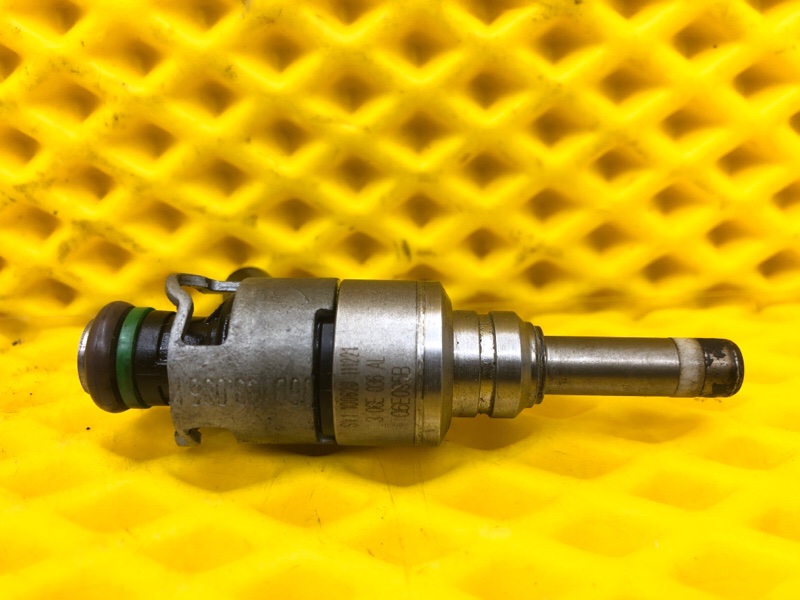 Форсунка топливная Audi Q7 2014 4LB