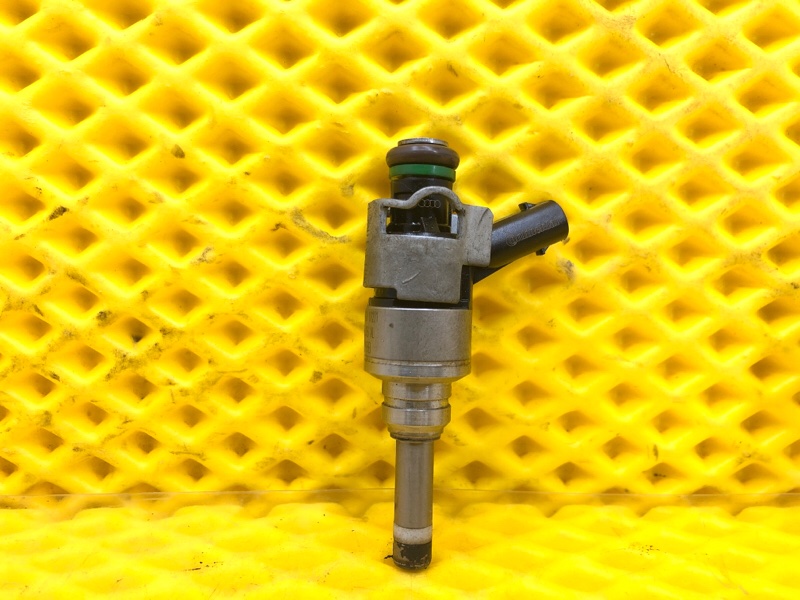 Форсунка топливная Audi Q7 2014 4LB