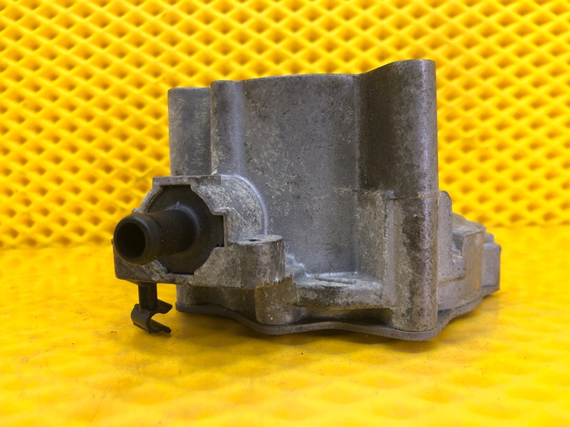 Вакуумный насос Volkswagen Tiguan 2013 5N1