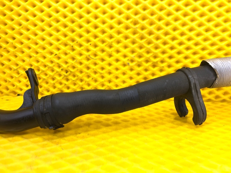 Патрубок отопителя Volkswagen Tiguan 2013 5N1