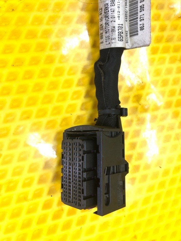 Проводка двигателя Volkswagen Tiguan 2013 5N1