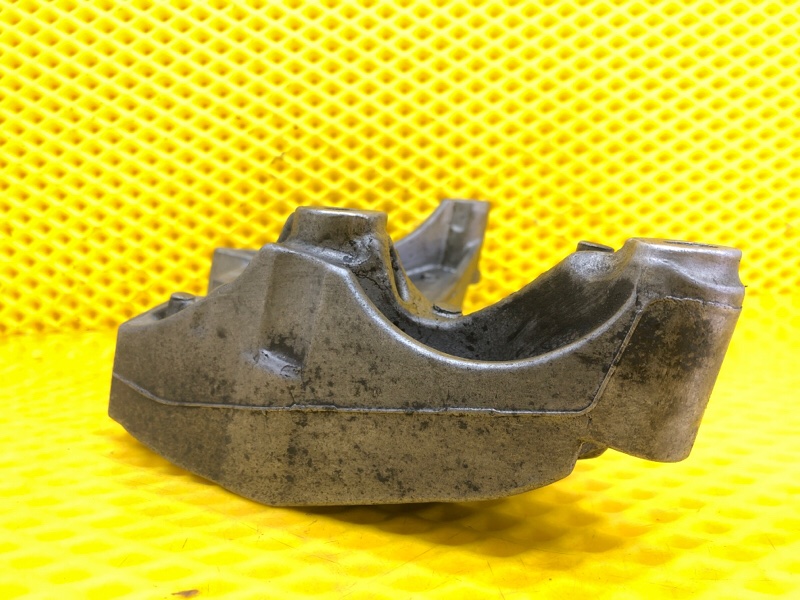 Кронштейн двигателя правый Volkswagen Tiguan 2013 5N1