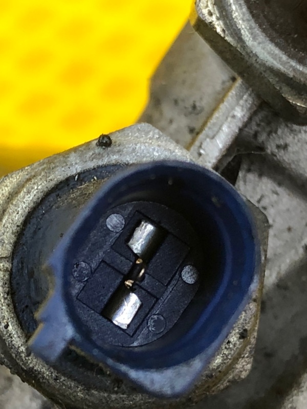 Кронштейн генератора Volkswagen Tiguan 2013 5N1