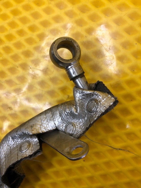 Трубка турбины Volkswagen Tiguan 2013 5N1