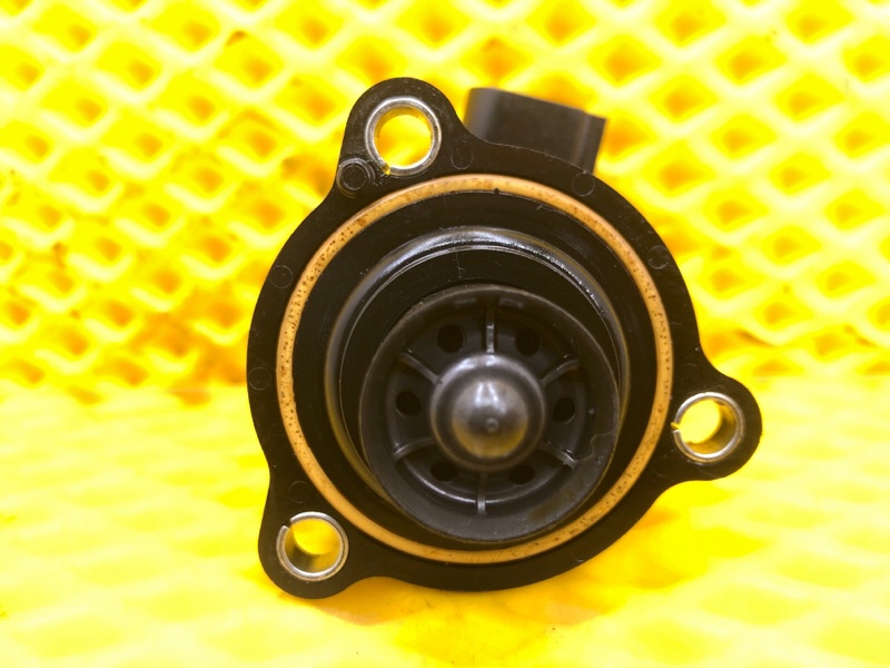 Клапан турбины Volkswagen Tiguan 2013 5N1