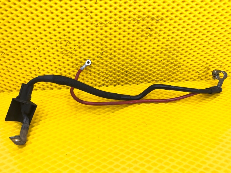 Клемма аккумулятора + Volkswagen Tiguan 2013 5N1