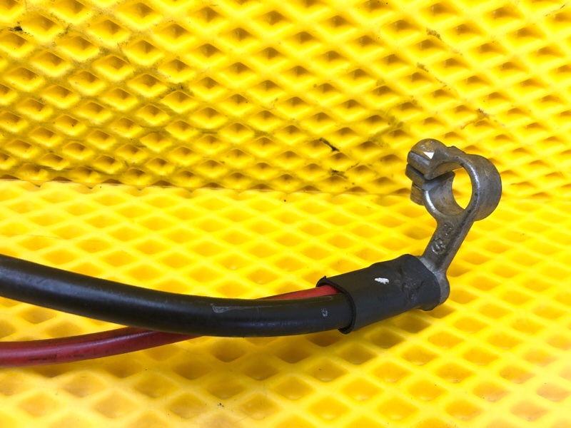 Клемма аккумулятора + Volkswagen Tiguan 2013 5N1