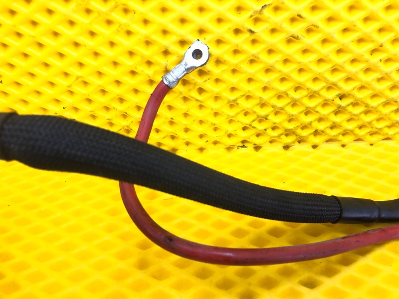 Клемма аккумулятора + Volkswagen Tiguan 2013 5N1