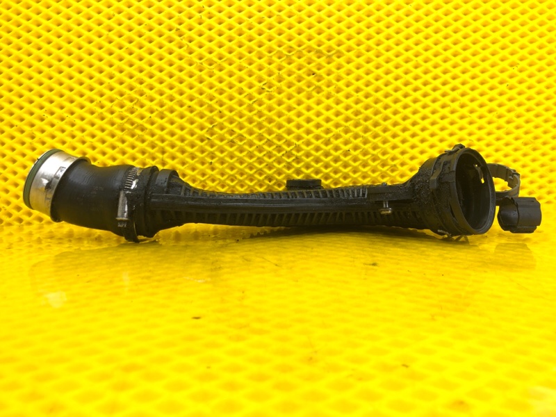 Патрубок интеркулера Volkswagen Tiguan 2013 5N1