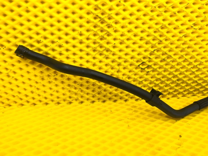 Шланг (трубка) картерных газов Volkswagen Tiguan 2013 5N1