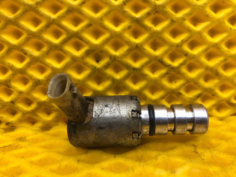 Клапан VVT-i Volkswagen Tiguan 2013 5N1