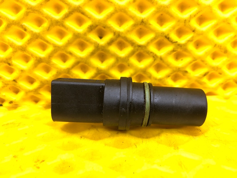 Датчик положения коленвала Volkswagen Tiguan 2013 5N1