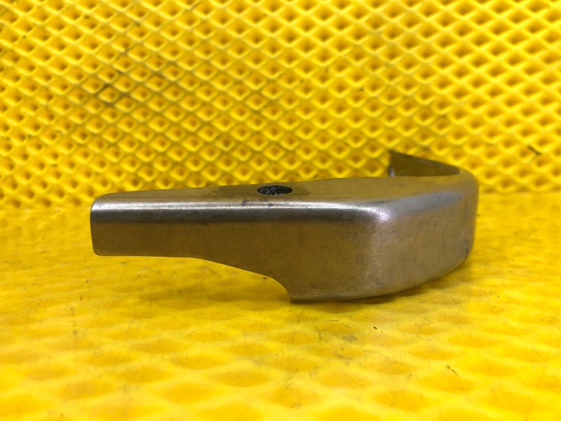 Кронштейн Volkswagen Tiguan 2013 5N1