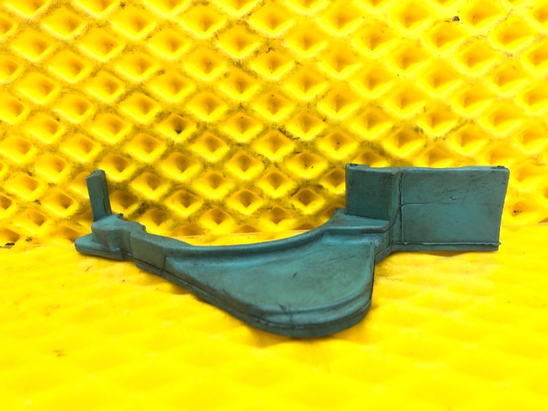 Заглушка Audi Q7 2014 4LB