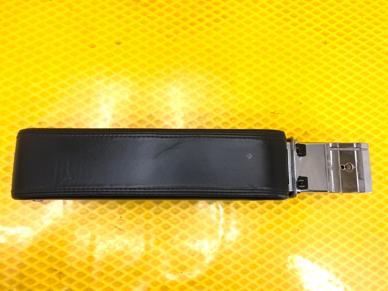 Подлокотник Volkswagen Phaeton 2004 3D2