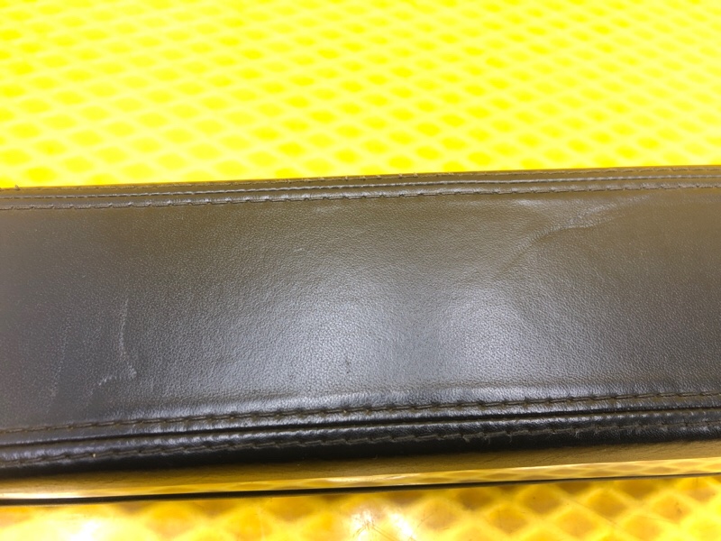 Подлокотник Volkswagen Phaeton 2004 3D2