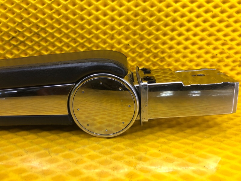 Подлокотник Volkswagen Phaeton 2004 3D2