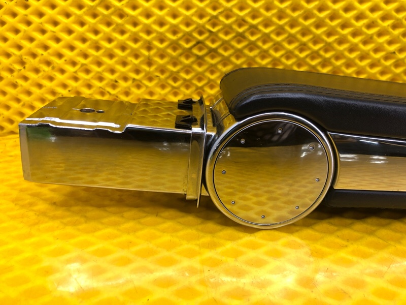 Подлокотник Volkswagen Phaeton 2004 3D2