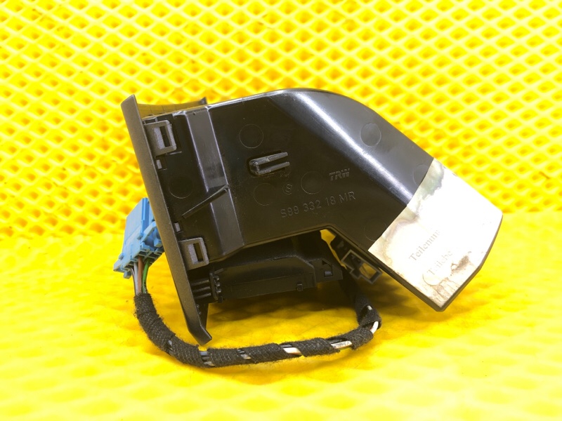 Дефлектор воздушный Volkswagen Phaeton 2004 3D2