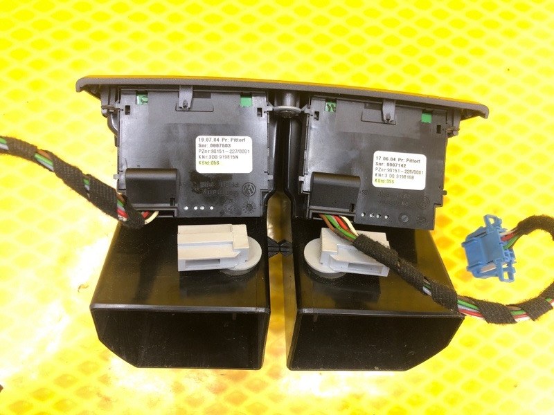 Дефлектор воздушный Volkswagen Phaeton 2004 3D2