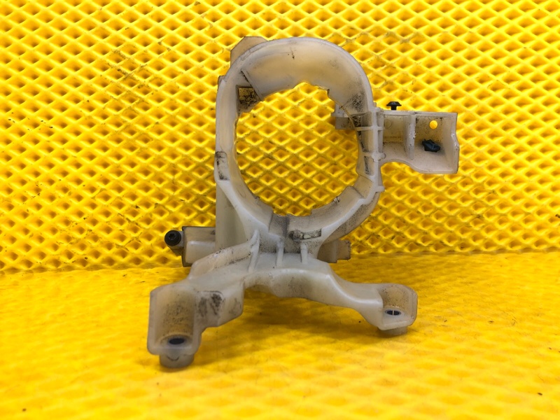 Кронштейн расширительного бачка Mercedes-Benz S-Class 2014 W222